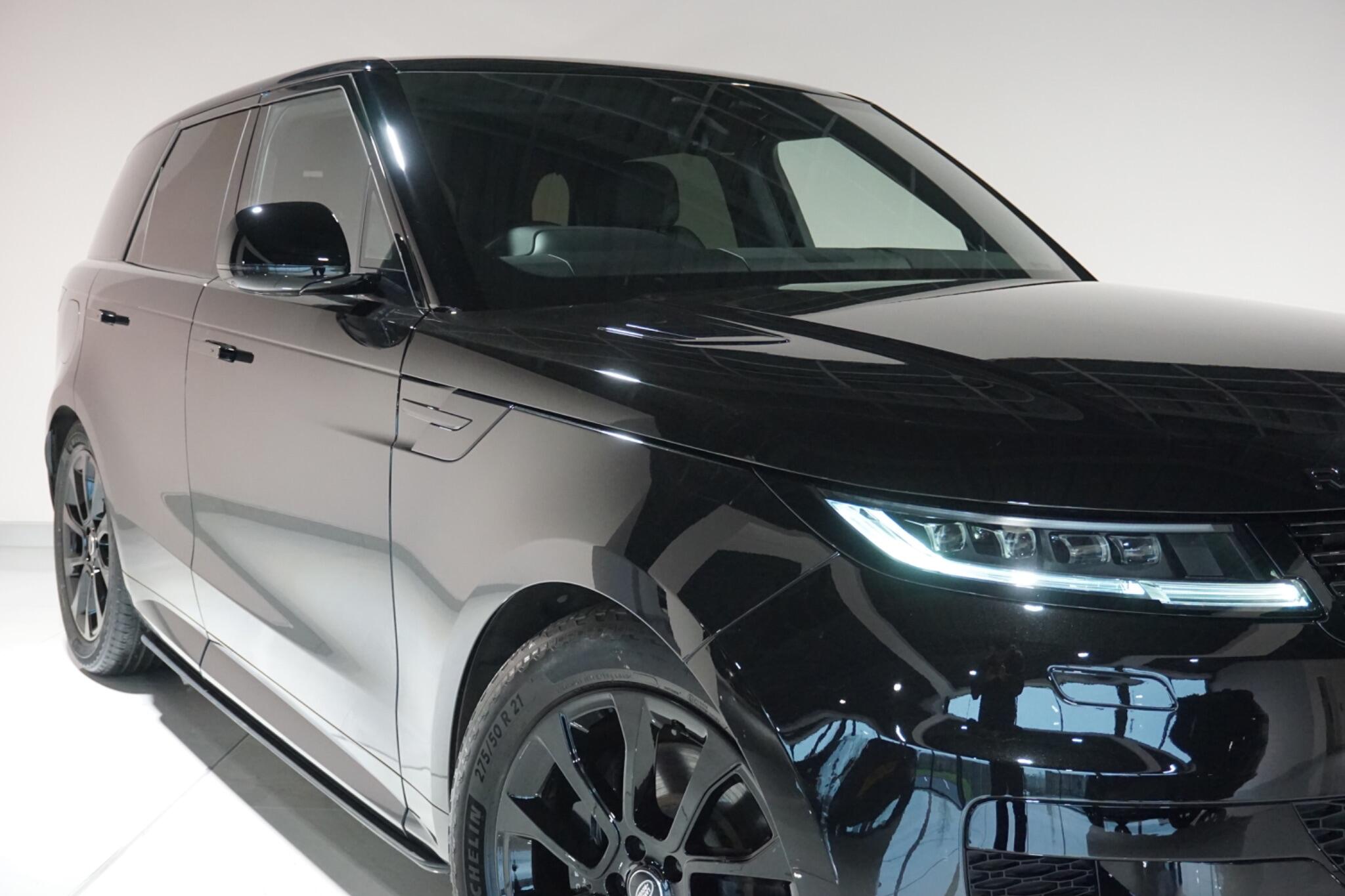 Land Rover Range Rover Sport 3.0 D300 MHEV Dynamic SE SUV 5dr Diesel Auto 4WD Euro 6 (s/s) (300 ps)